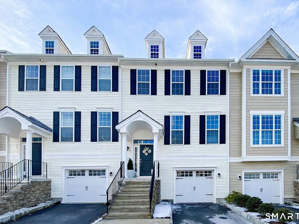 1st image of 62 Moorland Dr #62
