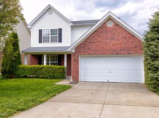 7227 Meadow Ridge Dr, Louisville, KY 40218
