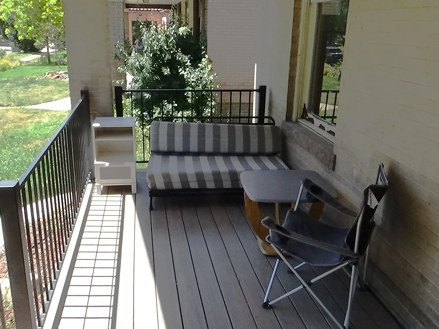 3 bed, 2100 sqft, $3,500 — Photo 2