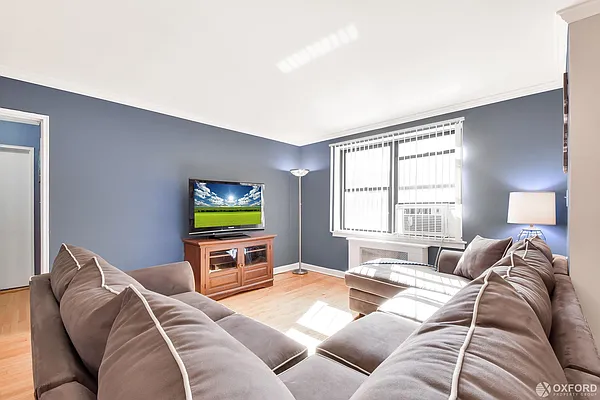 Sold by Oxford Property Group | media 10