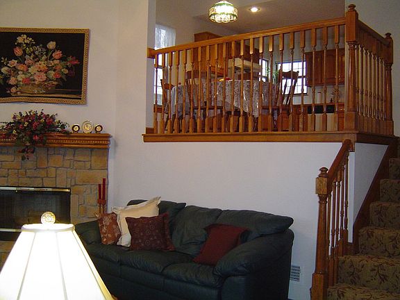 View or 2nd Level from LR