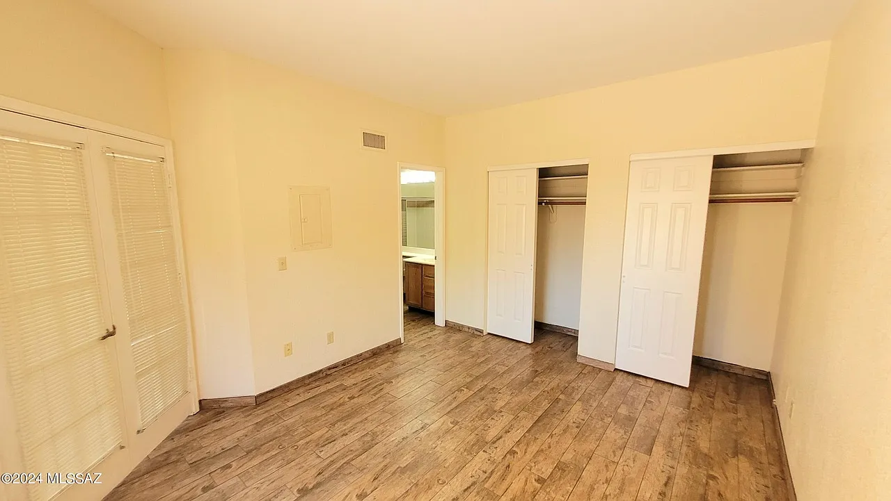 1 bed, 706 sqft, $999 — Photo 4