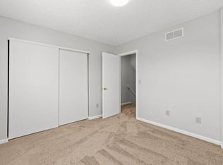 2411 Brady Commons Dr, Columbus, OH 43229