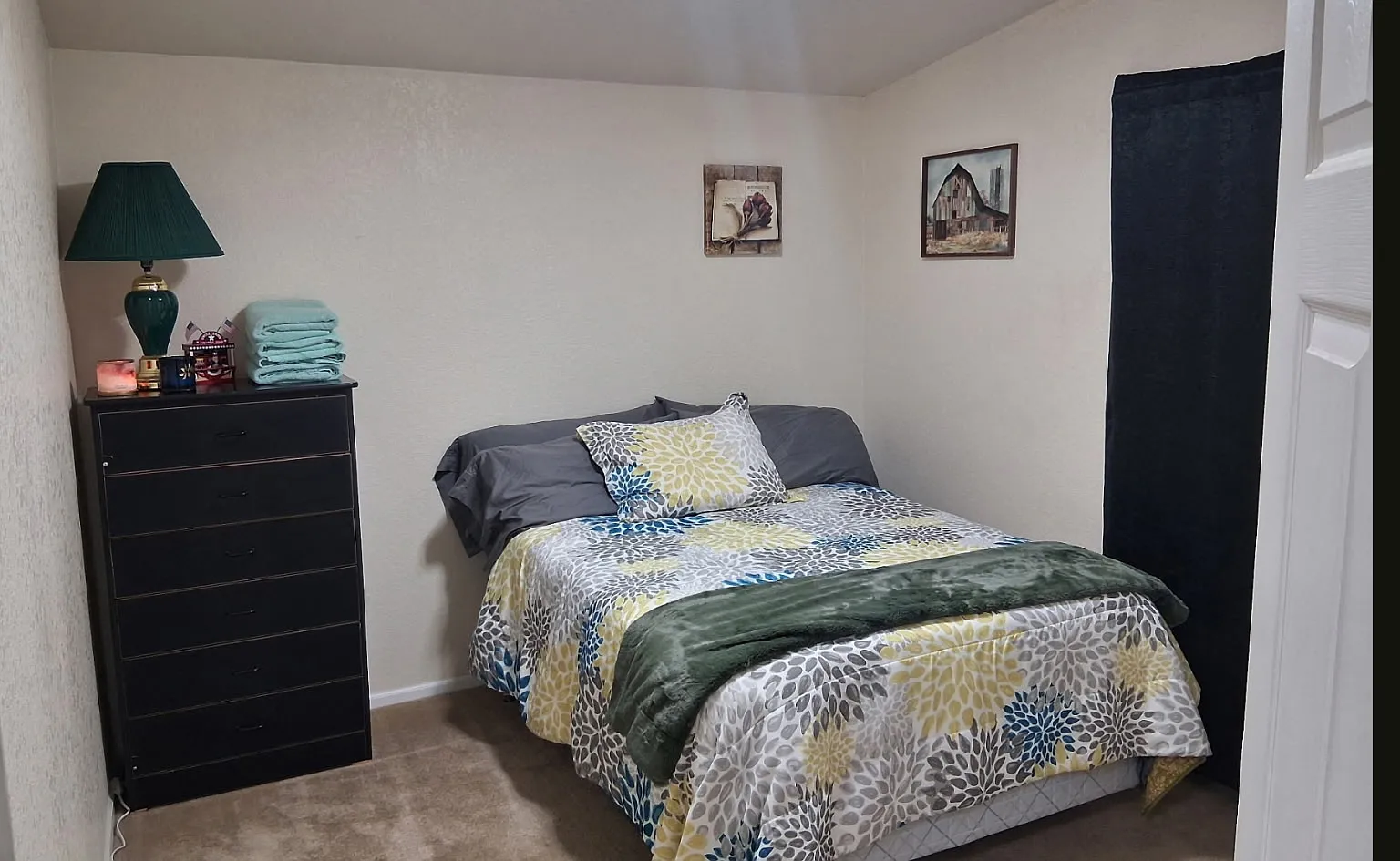 3 bed, 1715 sqft, $600 — Photo 2