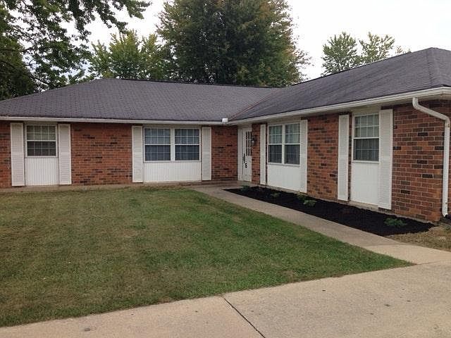 1st image of 1117 Amherst Dr