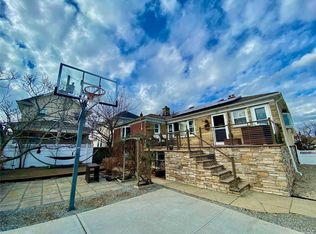 131 Taft Ave, Long Beach, NY 11561