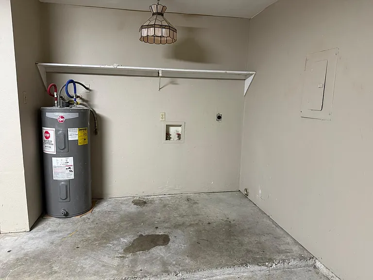 820 E Hillside Rd — Photo 21