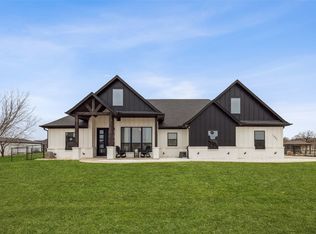 1091 Horizon Trace Dr, Azle, TX 76020