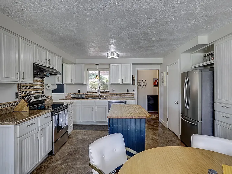 6712 W Hummel Dr — Photo 15