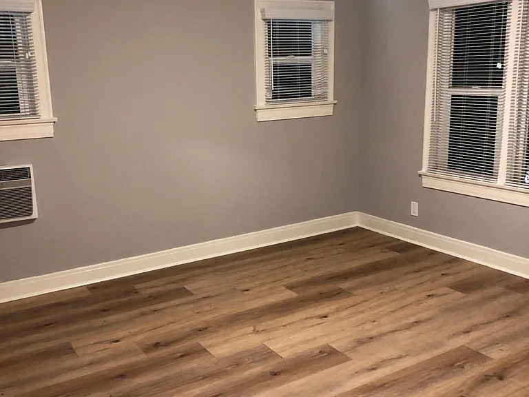 5433 Harold Way #204 — Photo 4