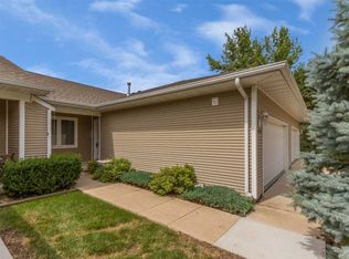 1954 Pinehurst Ln, Waterloo, IA 50701