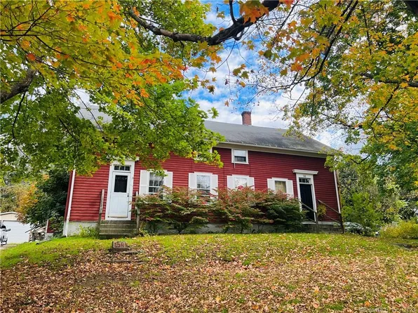 54 South Chestnut Street, Plainfield, CT 06374