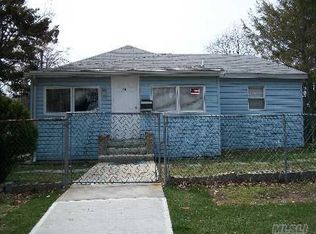 34 N 16th St, Wyandanch, NY 11798
