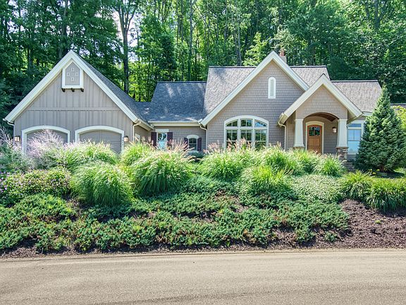 4th image of 5659 Sanctuary Dr NE