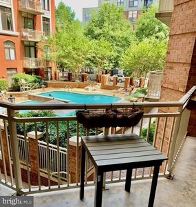 1201 N Garfield St APT 203, Arlington, VA, 22201