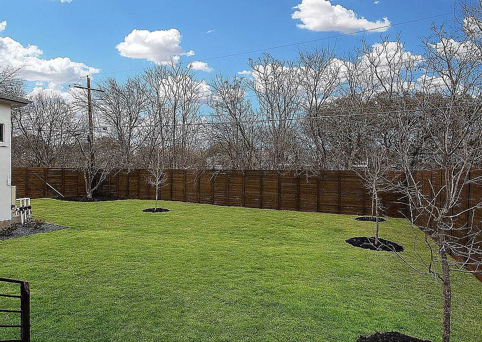 2nd image of 7701 Shoal Creek Blvd