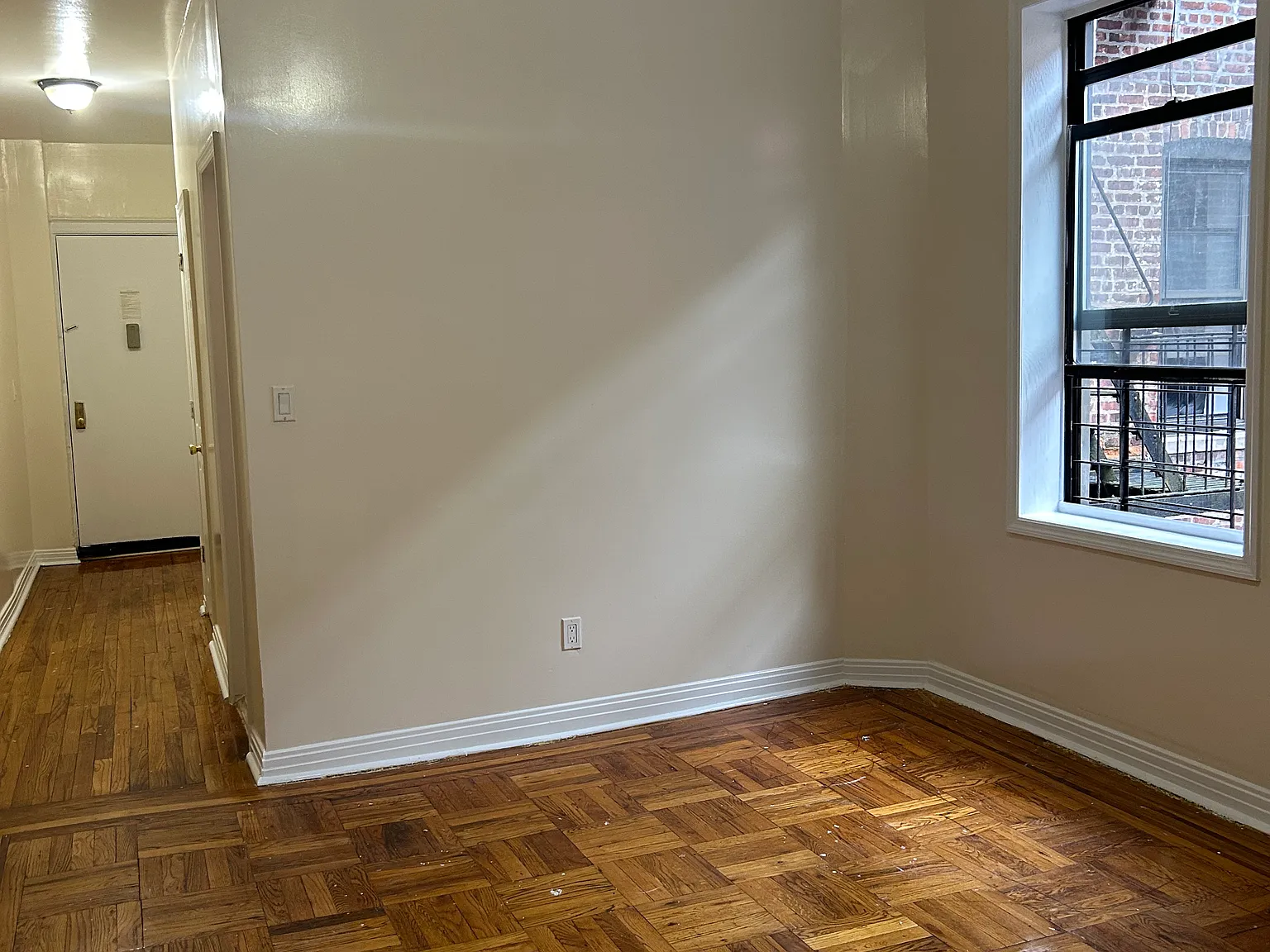 1 bed, $1,900 — Photo 1
