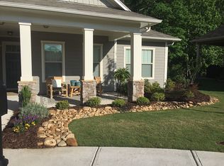 402 Willow Brooke Cir, Canton, GA 30115