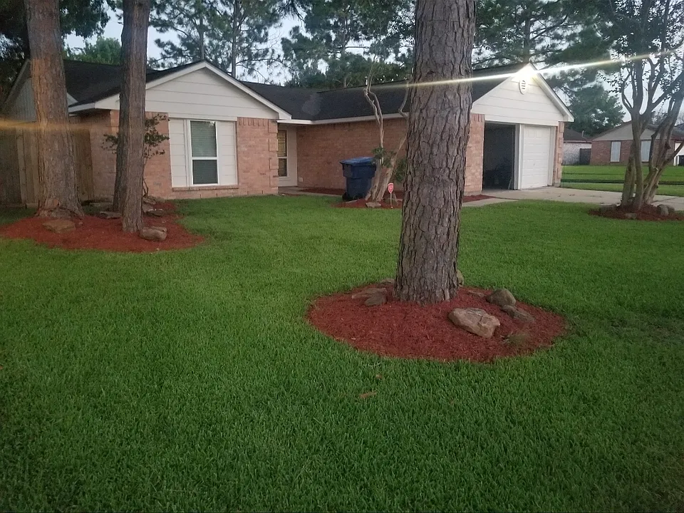 1835 Grand Park Dr