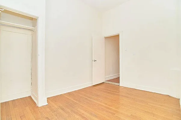 Rented by MAPT Residential LLC | media 8