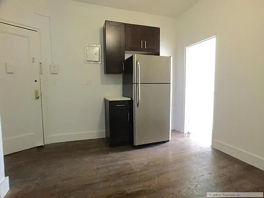 Rented by Sovereign Associates | media 13