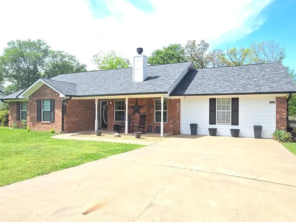 206 Jones Rd, Elkhart, TX 75839