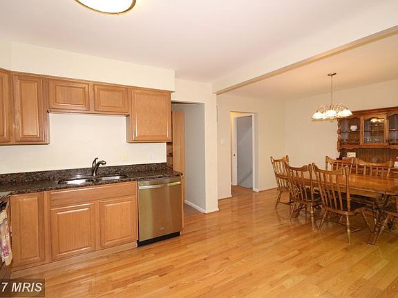 4th image of 5906 Wood Sorrels Ct