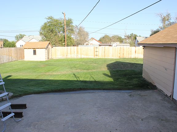 5th image of 901 N Clay Ave
