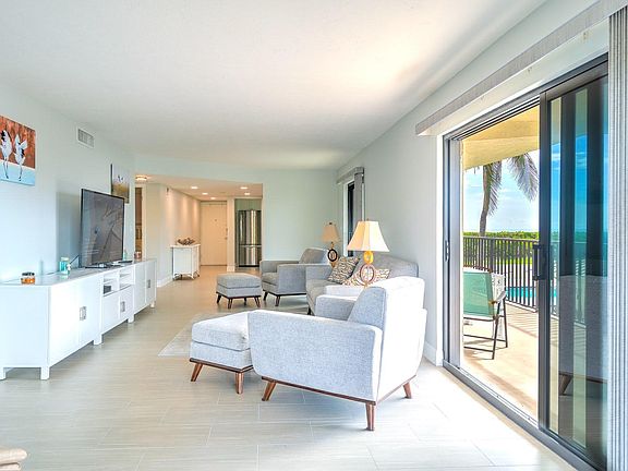 4th image of 10044 S Ocean Dr APT 807