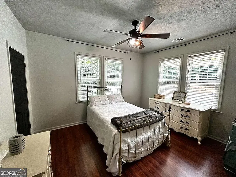 259 N Oliver St #A — Photo 26
