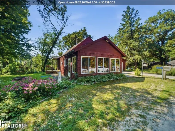 32582 232nd St, Eldora, IA 50627