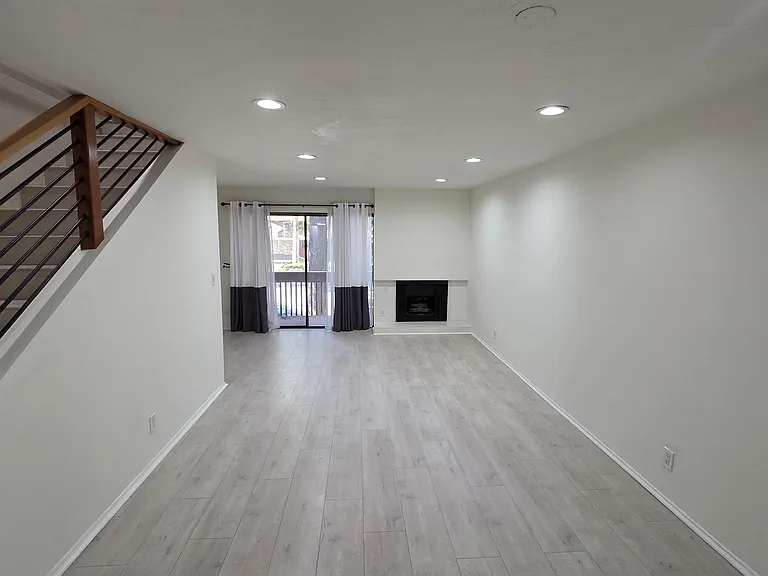 15215 Magnolia Blvd #130 — Photo 3