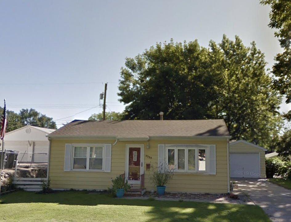 1st image of 7325 S 71st St