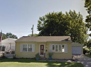 7325 S 71st St, La Vista, NE 68128