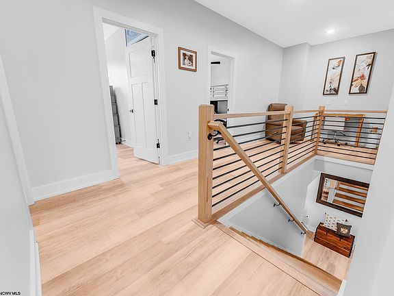 5th image of 18 Reyes Ln