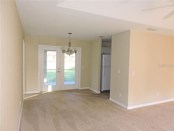 3rd image of 2464 Bennett Ln