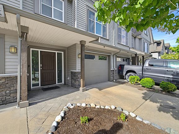 2nd image of 45085 Wolfe Rd #39