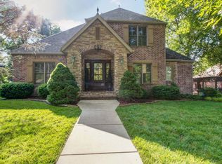 5286 S Woodfield Ave, Springfield, MO 65810
