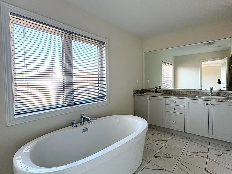 78 Kentledge Ave — Photo 18