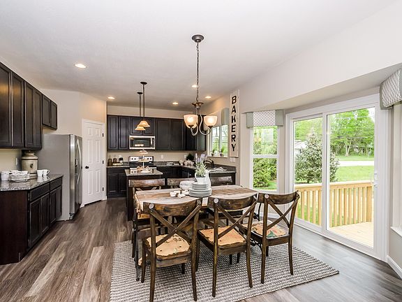 gdp011020000_m31_cc_cumberland_017_breakfast_interior