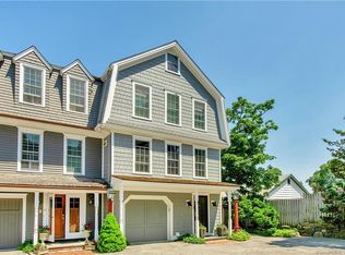 603 Steamboat Rd APT 7, Greenwich, CT 06830