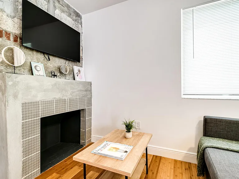 1734 SW 23rd St #2 — Photo 9