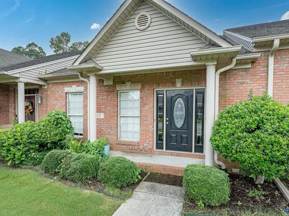 15 Jackson Way, Decatur, AL 35603