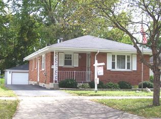 930 E Lake St, Aurora, IL 60506