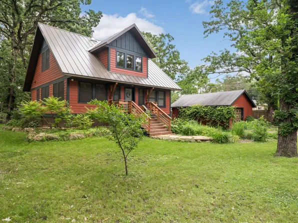 16606 20th St S, Lakeland, MN 55043