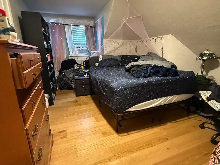 202 Stratford Ave #5 — Photo 6