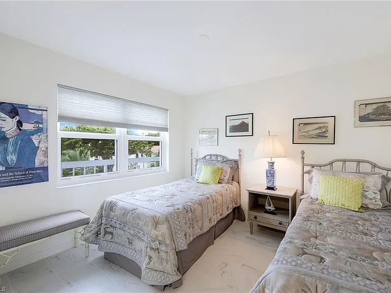 5501 Heron Point Dr #204 — Photo 13