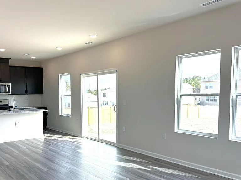 932 Crow Branch Dr — Photo 11