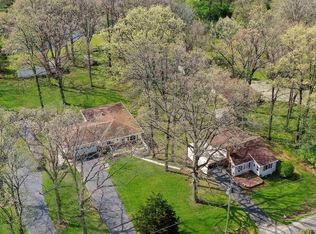 4006 Sheridan Rd, Pekin, IL 61554