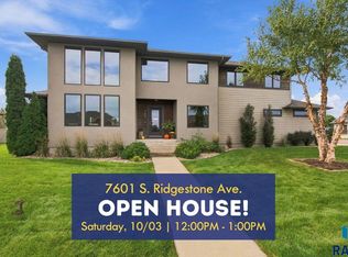 7601 S Ridgestone Dr, Sioux Falls, SD 57108